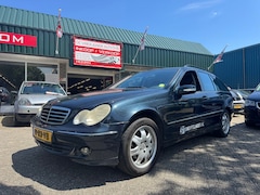 Mercedes-Benz C-klasse Combi - 180 K. Avantgarde. Cruise/climate, 6-versnellingen en veel meer