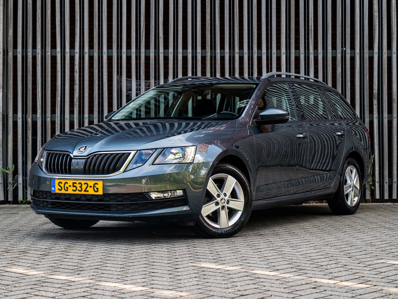 Skoda Octavia Combi - 1.6 TDi 116pk |EX BTW/BPM| Navi|ClimateControl|CruiseControl| - AutoWereld.nl