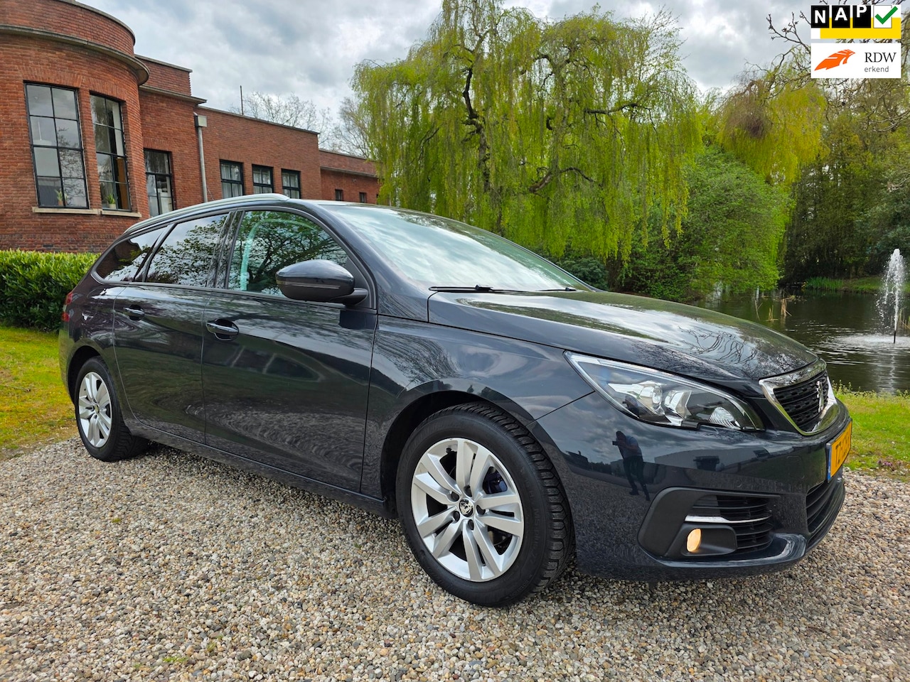 Peugeot 308 SW - 1.2 PureTech Blue Lease Executive 1.2 PureTech Blue Lease Executive - AutoWereld.nl
