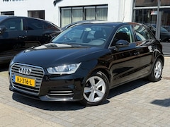 Audi A1 Sportback - 1.0 TFSI, Airco, L.M. Velgen, Cruise control, Elektr. ramen en spiegels