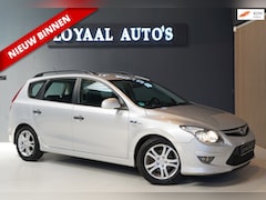Hyundai i30 CW - 1.4i i-Drive Cool | AIRCO | ELEK.RAMEN | APK |