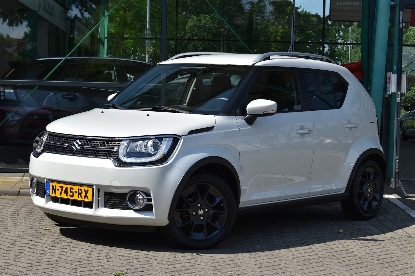 Suzuki Ignis - 1.2 Select Automaat 90pk | achteruitrijcamera | Cruise Control | Apple Carplay/Android Aut - AutoWereld.nl