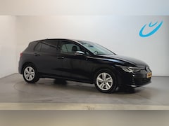 Volkswagen Golf - 1.0 eTSI DSG Life Sfeerverlichting Virtual Cockpit Navigatie Parkeersensoren