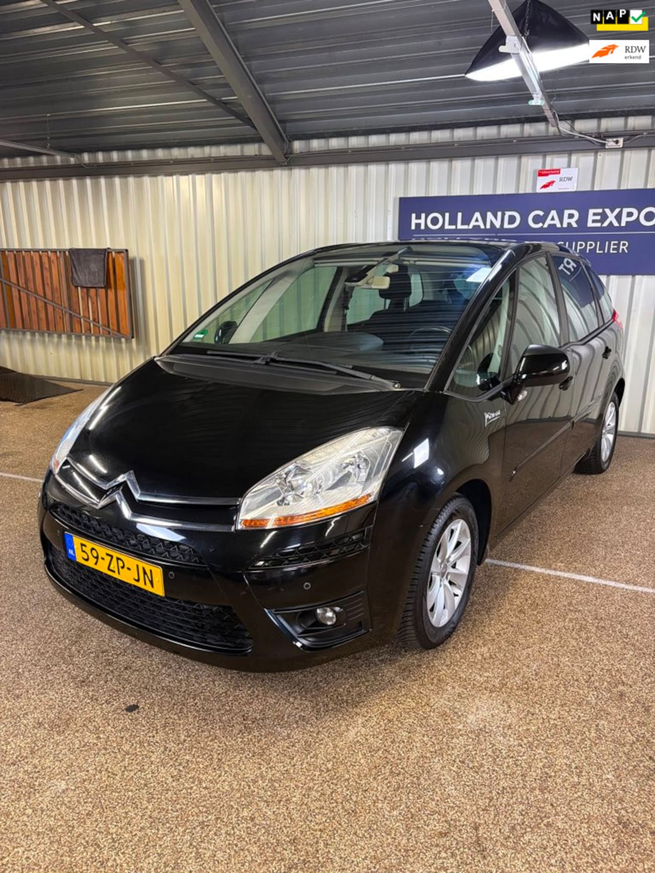 Citroën C4 Picasso - 1.8-16V Ambiance 5p. 1.8-16V Ambiance 5p. - AutoWereld.nl