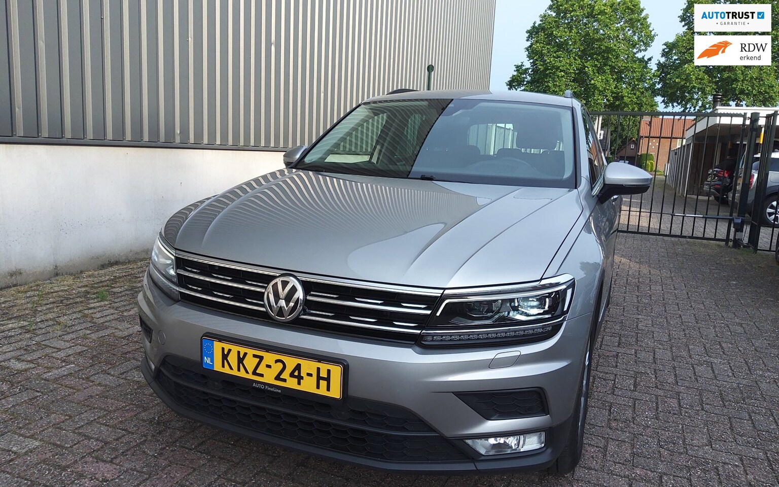 Volkswagen Tiguan - 1.4 TSI Highline|LED-NAV-ADP.CRSE-CarPlay® - AutoWereld.nl