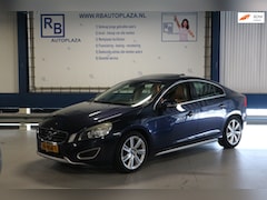 Volvo S60 - 2.0T Summum / Automaat / Schuifdak / Leer / Memory / VOL