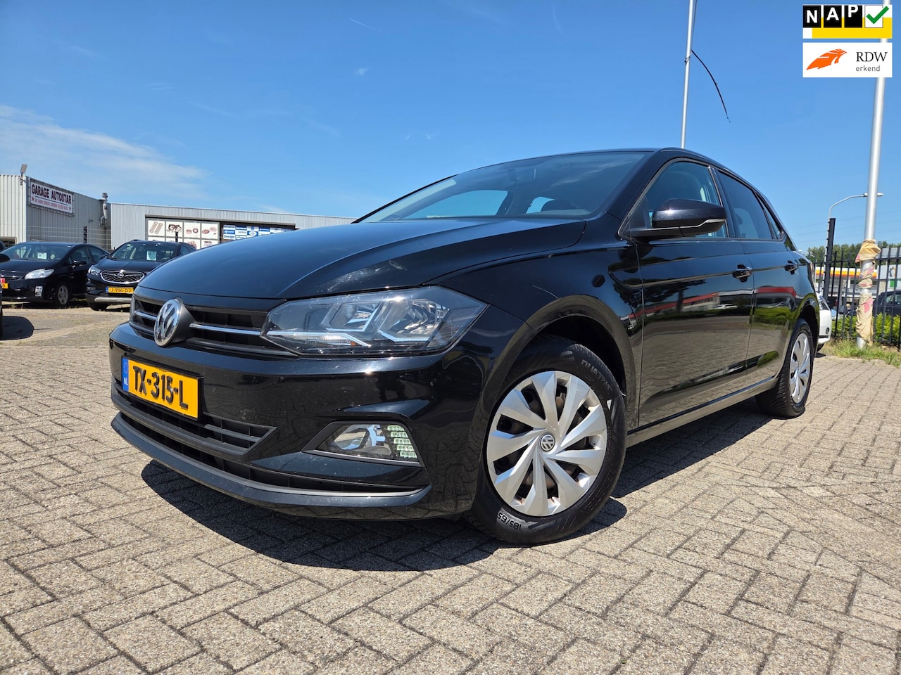 Volkswagen Polo - 1.0 MPI Comfortline/APPELCARPLAY/CRUIS CONNTROL - AutoWereld.nl