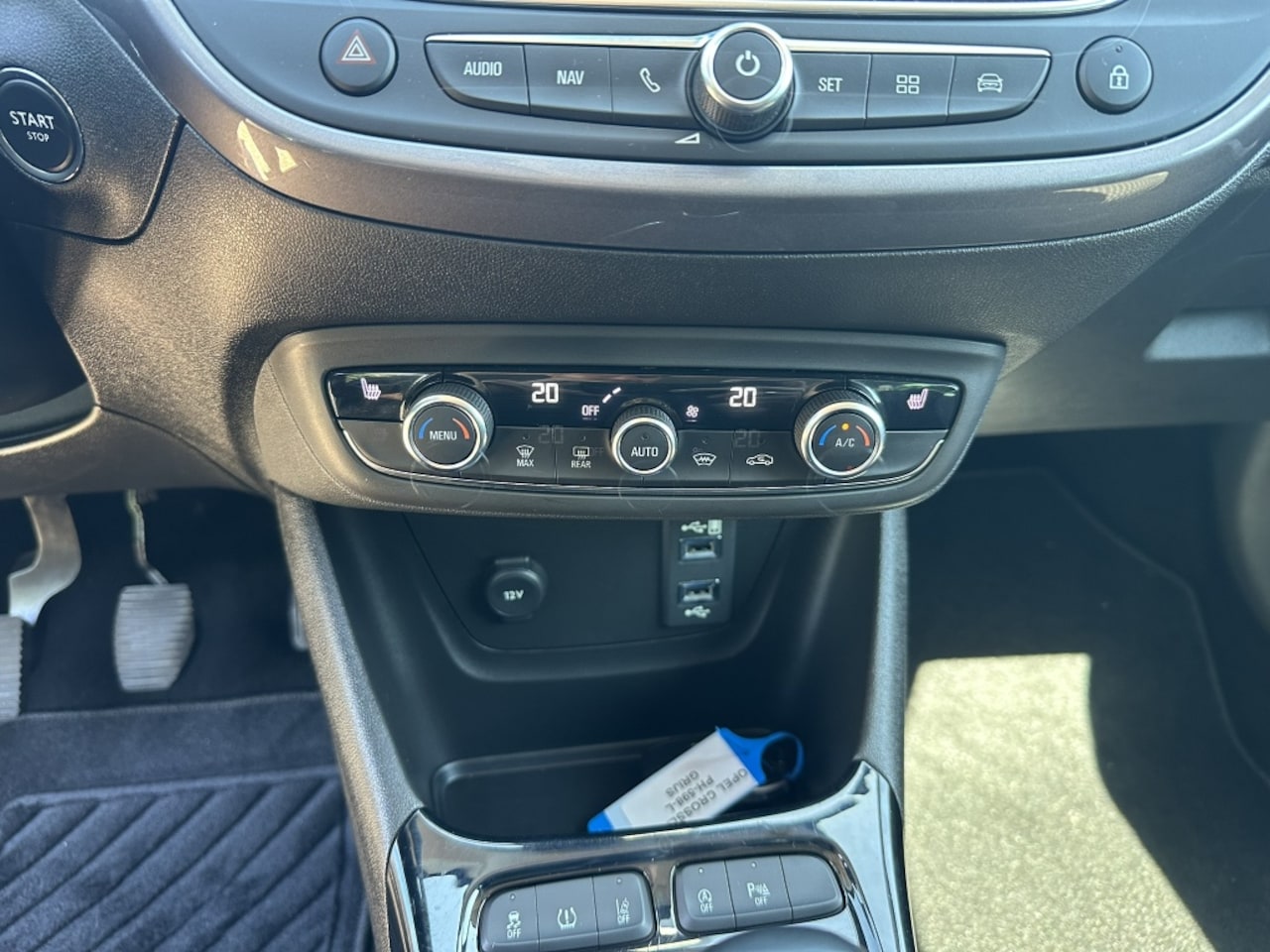 Opel Crossland X - 1.2 T. Innovation+ Navigatie/Winterpack