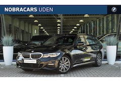 BMW 3-serie Touring - 318i Executive M Sport Automaat / Trekhaak / Sportstoelen / Achteruitrijcamera / LED / M S