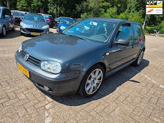 Volkswagen Golf - 2.0 (loop sloop cross)