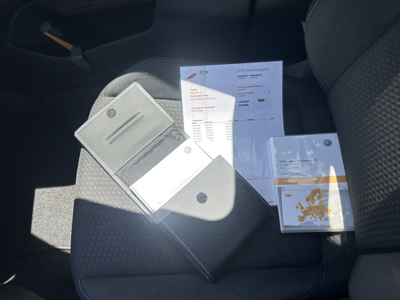 Volkswagen Polo - 1.0 95PK Comf.l. Bus. Navi/Carplay/PDC V+A