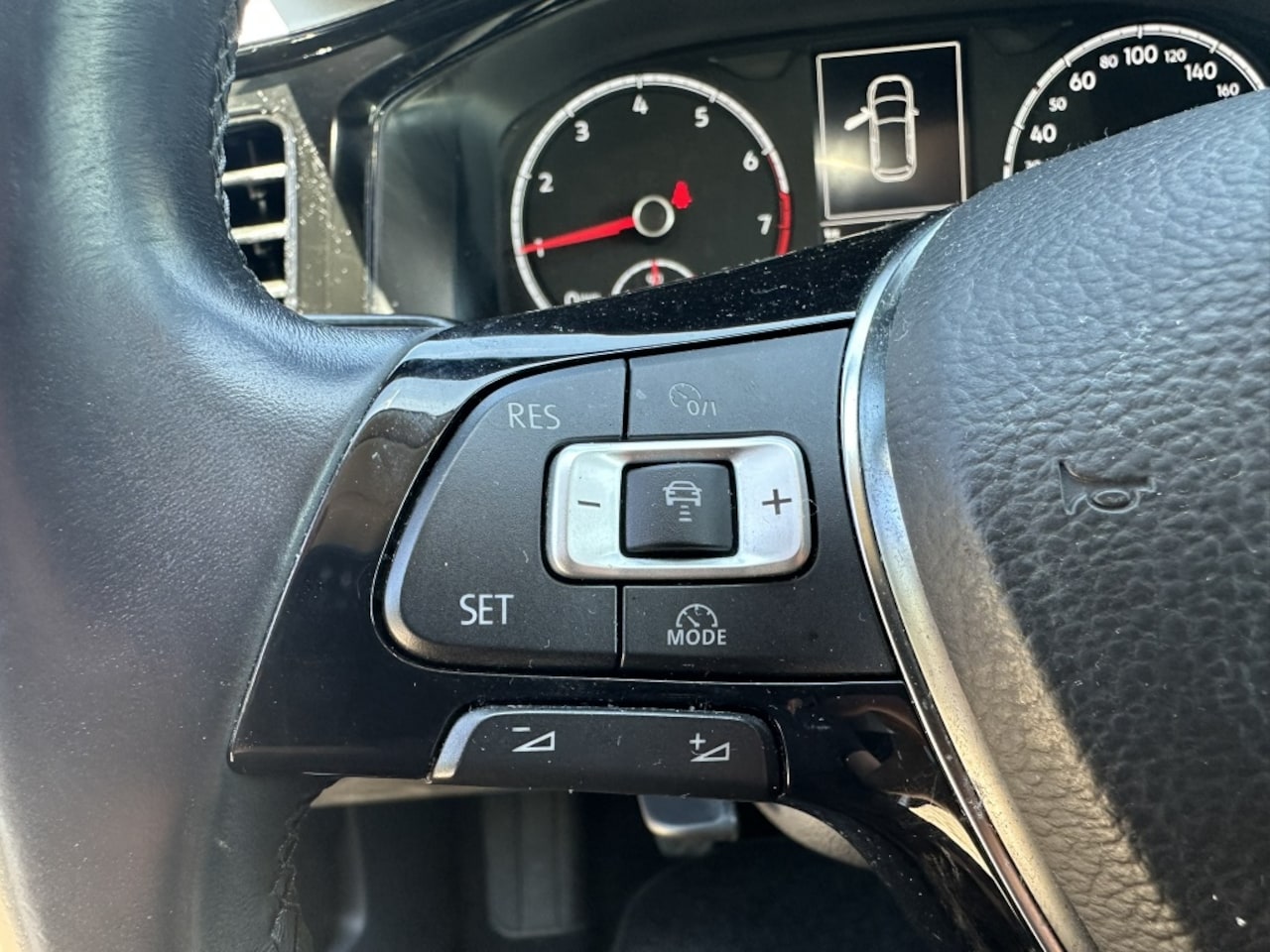 Volkswagen Polo - 1.0 95PK Comf.l. Bus. Navi/Carplay/PDC V+A