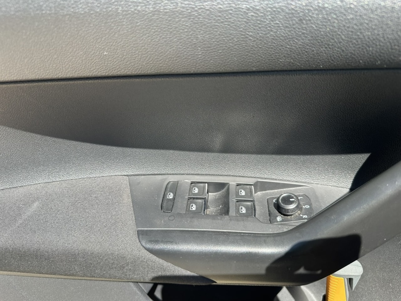 Volkswagen Polo - 1.0 95PK Comf.l. Bus. Navi/Carplay/PDC V+A