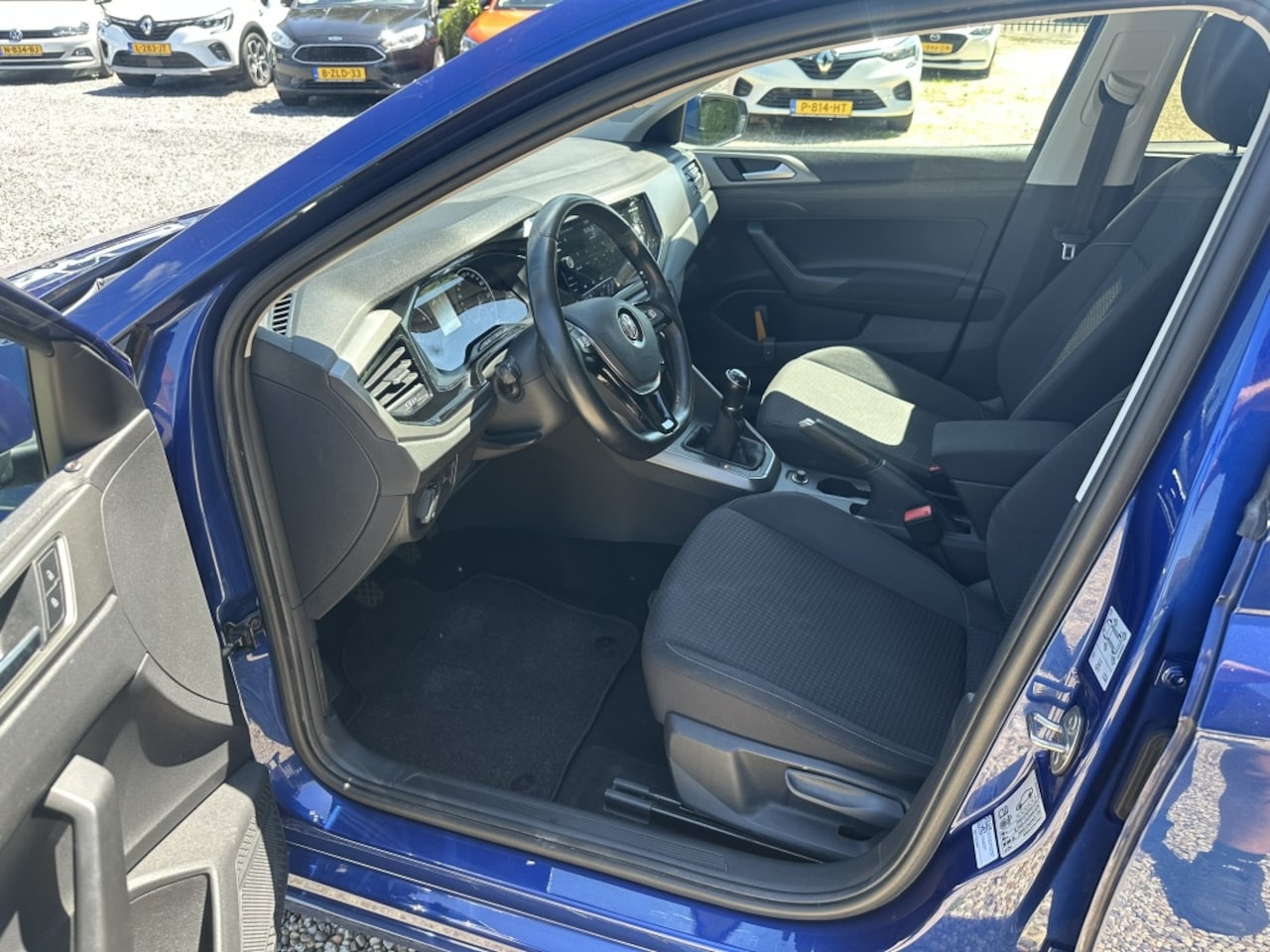 Volkswagen Polo - 1.0 95PK Comf.l. Bus. Navi/Carplay/PDC V+A