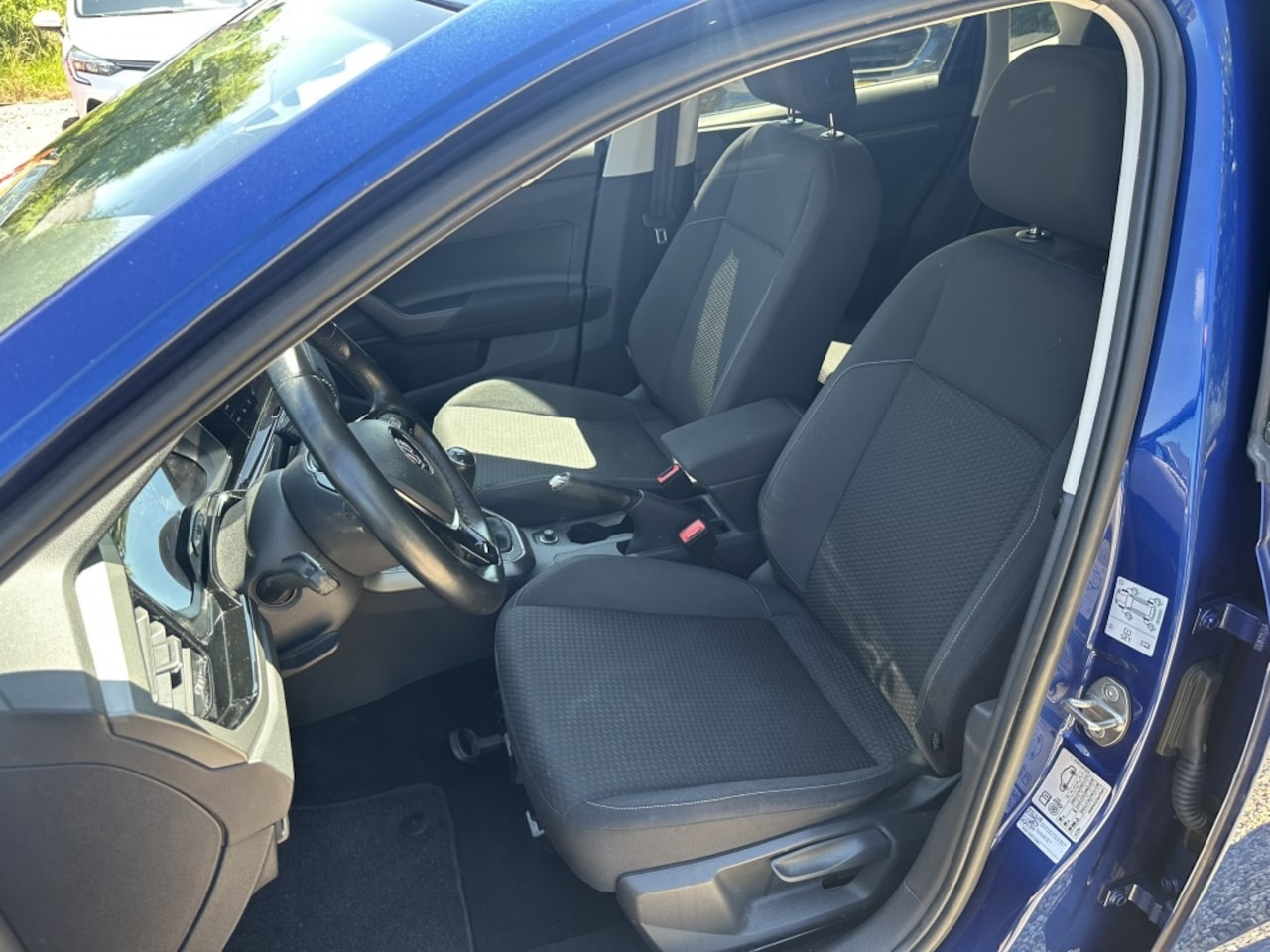 Volkswagen Polo - 1.0 95PK Comf.l. Bus. Navi/Carplay/PDC V+A