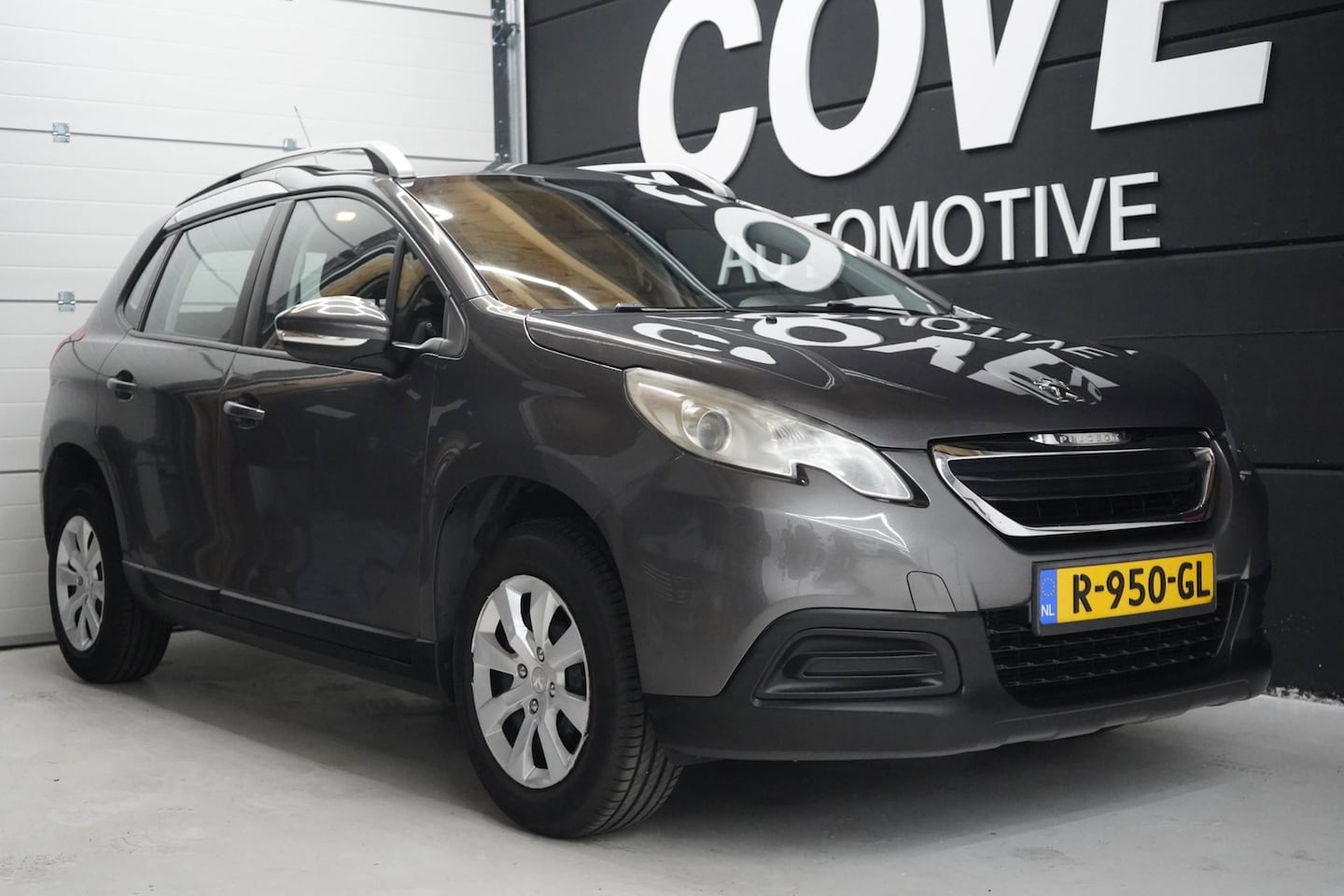 Peugeot 2008 - 1.2 VTi Active Pack Premium | AIRCO | CRUISE - AutoWereld.nl