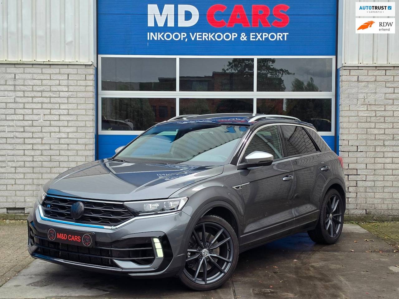 Volkswagen T-Roc - 2.0 TSI 4Motion R PANO/DIGITAL DASH/STOEL VERW - AutoWereld.nl