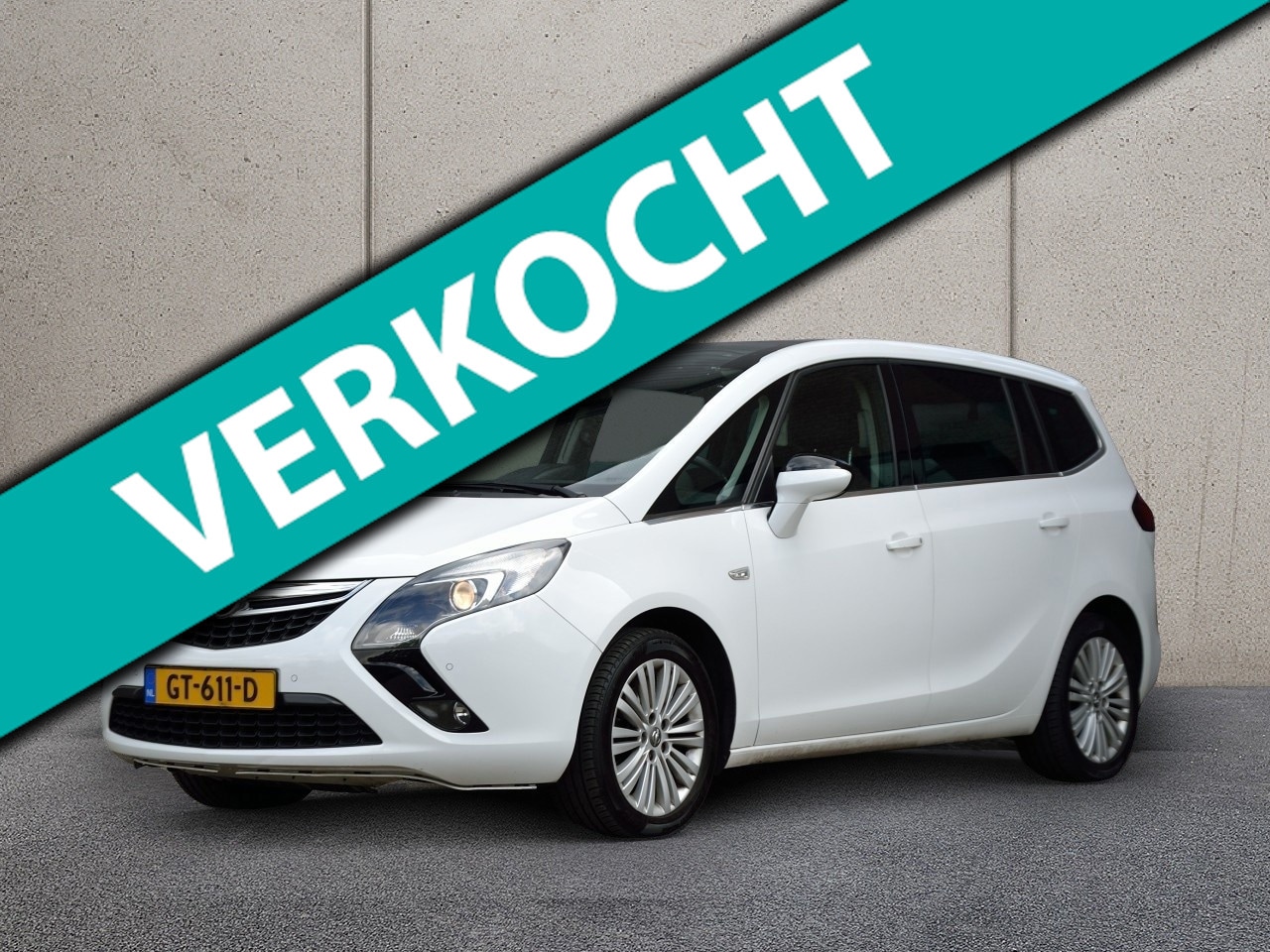 Opel Zafira Tourer - 1.4 Turbo 140PK | 7-Zitter | Panoramadak | Trekhaak - AutoWereld.nl