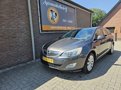Opel Astra Sports Tourer - 1.4 Turbo Cosmo