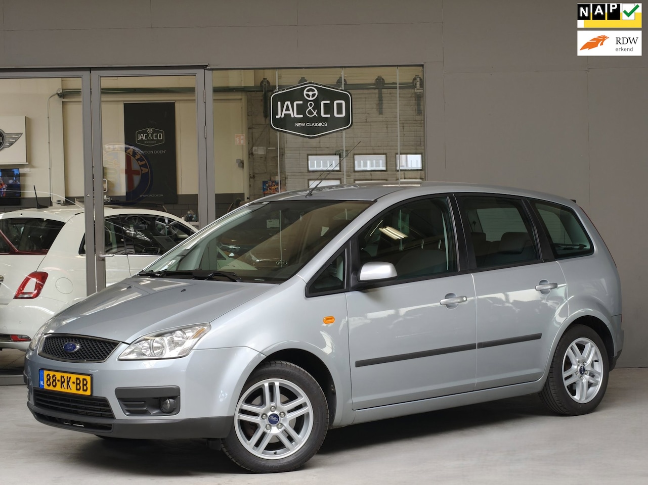 Ford Focus C-Max - 1.8-16V Futura Airco Keurig netjes ! - AutoWereld.nl