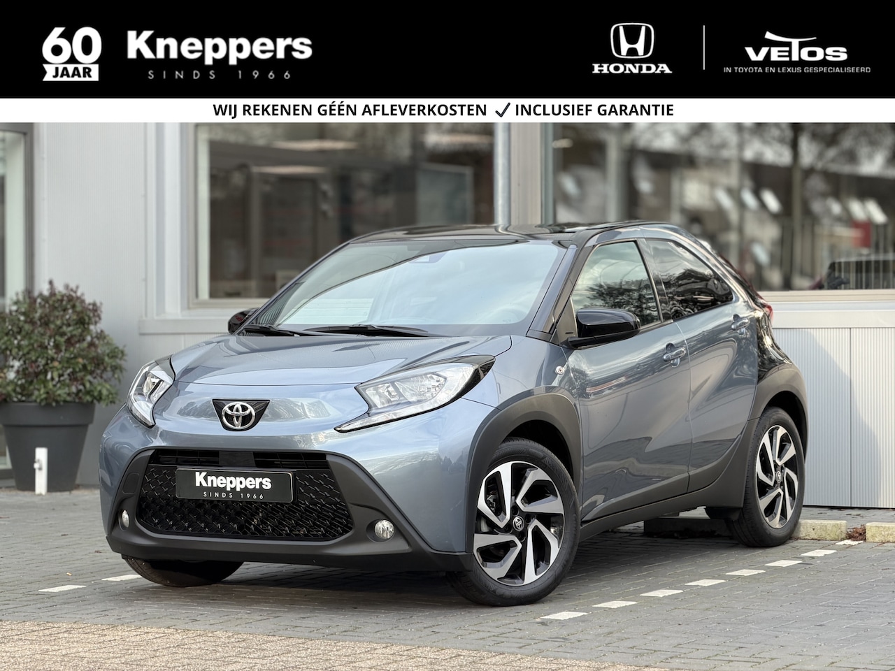 Toyota Aygo X - 1.0 VVT-i MT Pulse | GEEN AFLEVERKOSTEN | Apple/Android, Cruise control, Lichtmetalen velg - AutoWereld.nl