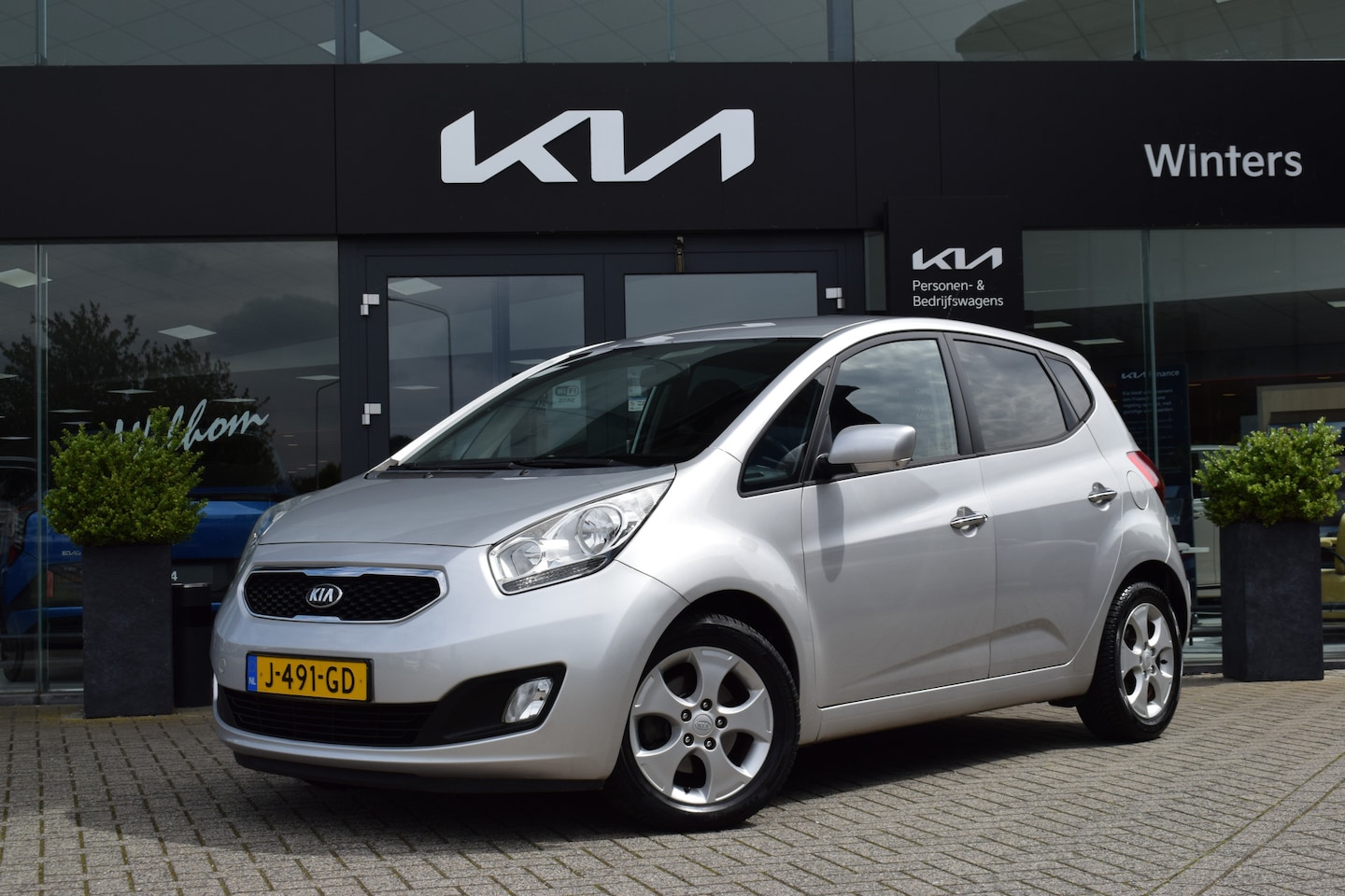 Kia Venga - 1.6 CVVT World Cup Edition | Automaat | Climate Control | Bluetooth | Sensoren Achter | - AutoWereld.nl
