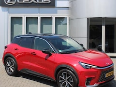 Lexus LBX - Emotion 2WD 1e EIGENAAR NL-AUTO TREKHAAK MARK LEVINSON EL-KOFFERKLEP STOELVERW STUURVERW