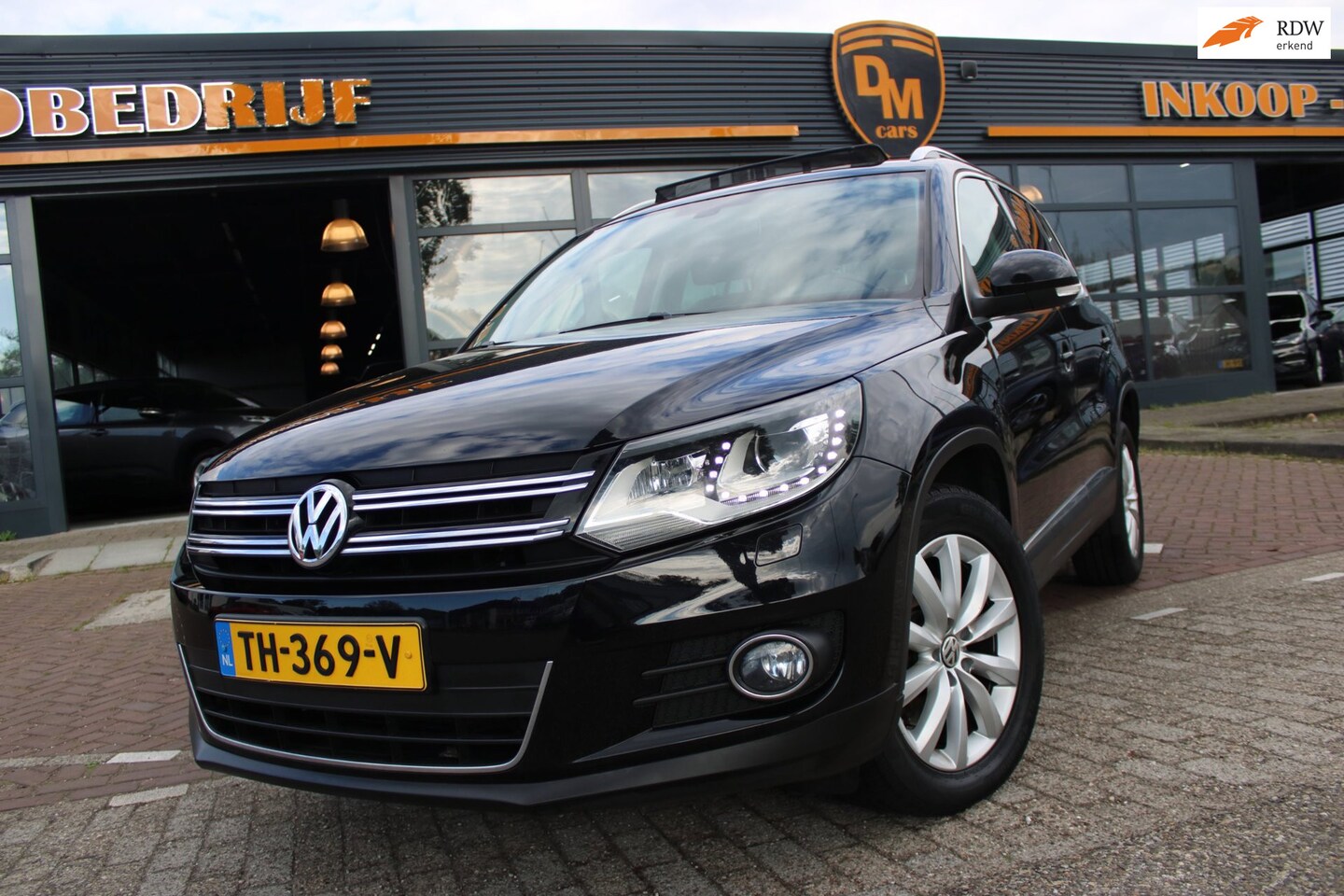Volkswagen Tiguan - 1.4 TSI | Alcantara | Xenon | Pano | Carplay | Camera | - AutoWereld.nl