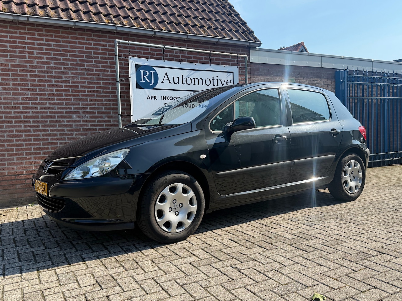 Peugeot 307 - 1.6-16V XS NIEUWE APK/NAP/AIRCO - AutoWereld.nl