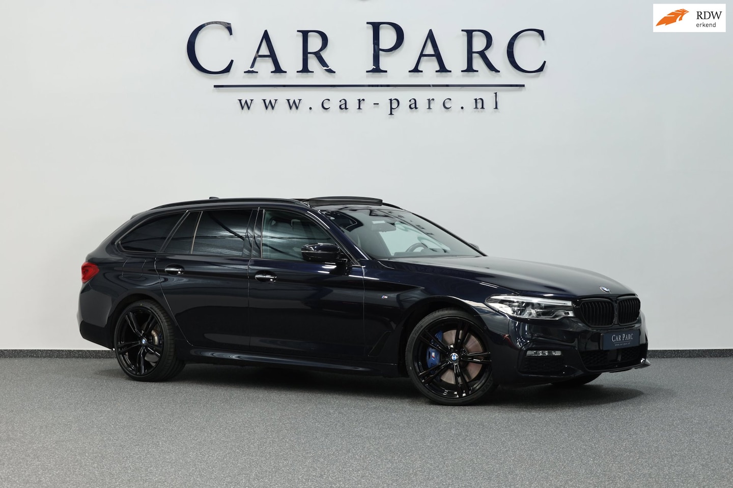 BMW 5-serie Touring - 540i xDrive M-Sport LED/VIRTUAL/SFEER/PANO/LEER+S.VERWARMING+MEMORY/20" LMV/360/ACC/ECC/12 - AutoWereld.nl