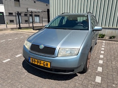 Skoda Fabia Combi - 1.4-16V Choice|Airco|Nieuwe APK
