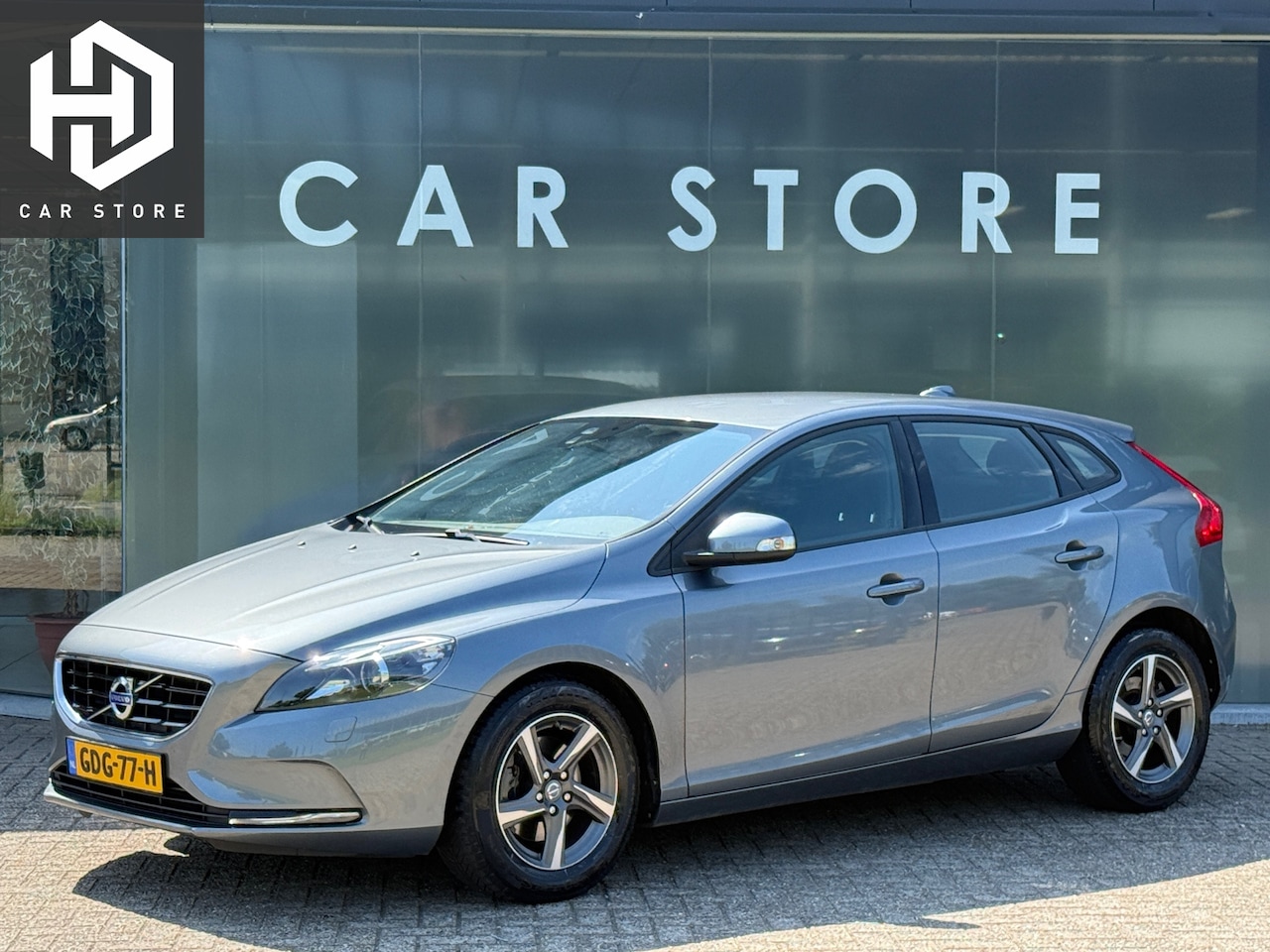 Volvo V40 - 1.6 T2 Momentum Keurig Onderhouden - AutoWereld.nl