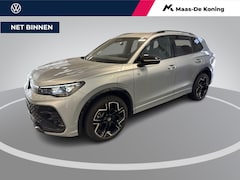 Volkswagen Tiguan - 1.5 eHybrid 204pk DSG R-Line Edition · Panoramadak · 360 Camera · Inklap. Trekhaak · Matri