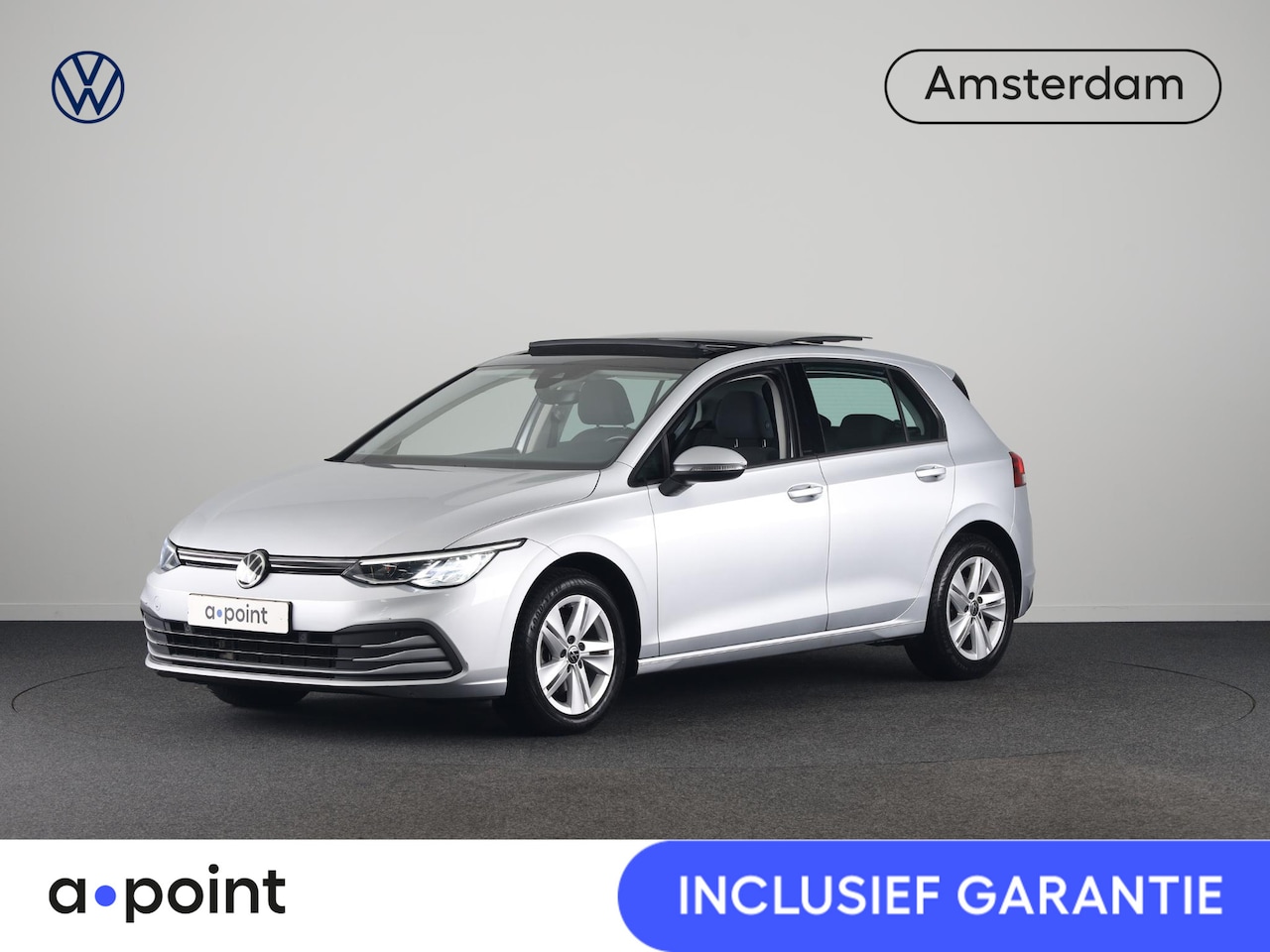 Volkswagen Golf - 1.5 TSI Life 130PK | Panoramadak | Navigatie | Wegklapbare trekhaak | Stoelverwarming - AutoWereld.nl