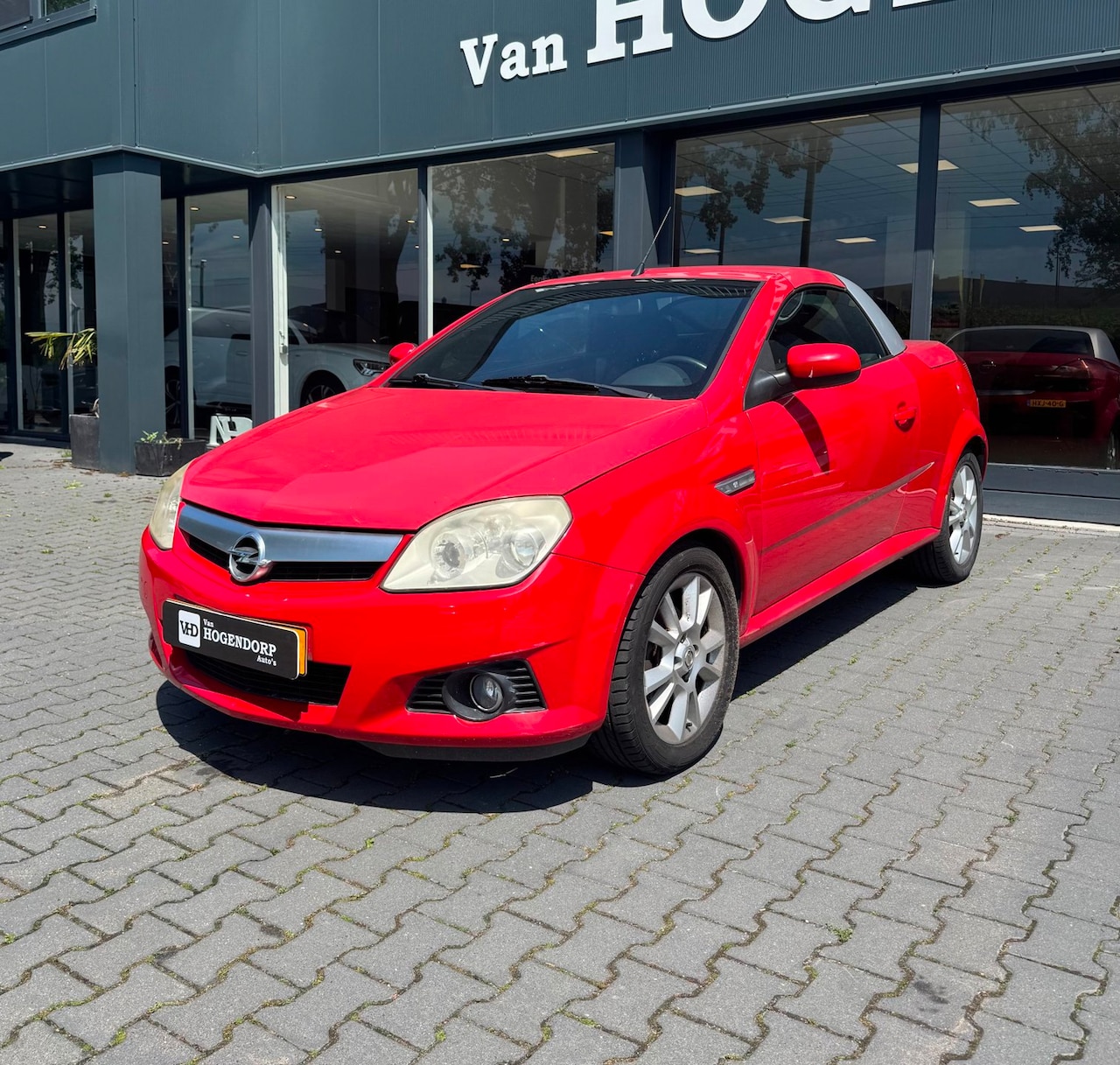 Opel Tigra TwinTop - 1.4-16V Sport CABRIO AIRCO CARPLAY 1e EIG. - AutoWereld.nl