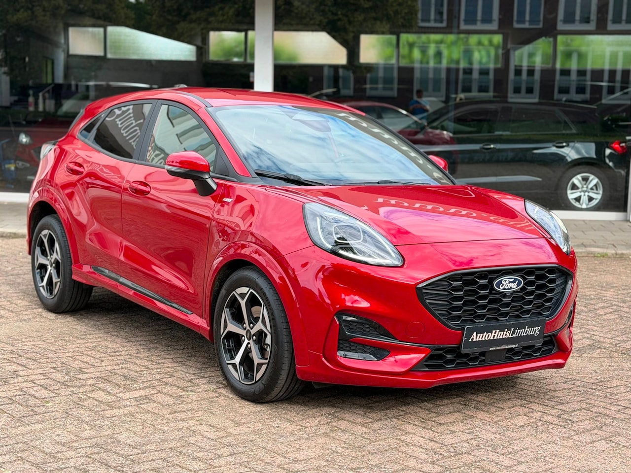 Ford Puma - 1.0 EcoBoost Hybrid ST-Line|Camera|Nieuw Model|CarPlay|Nav|Trekhaak - AutoWereld.nl
