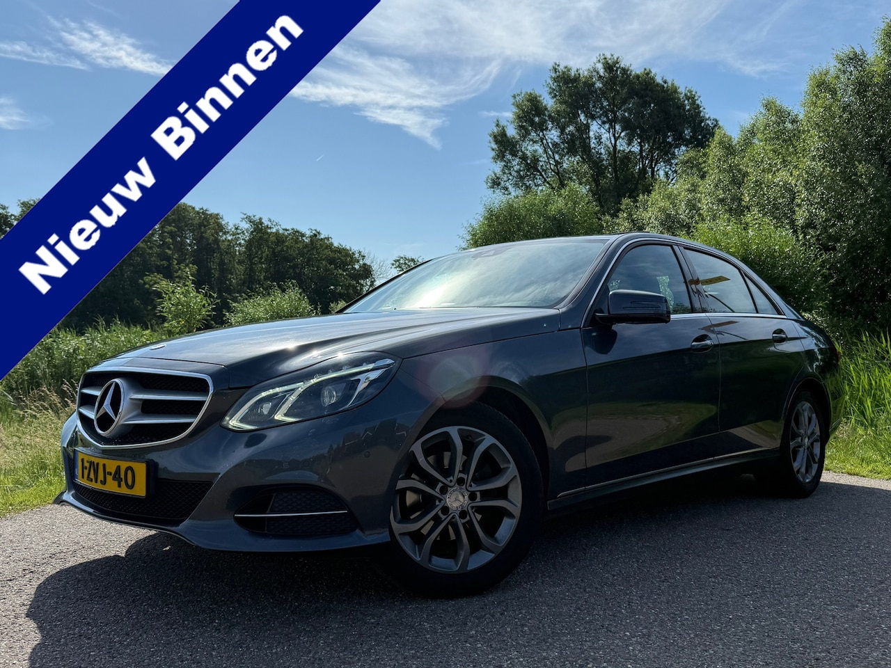 Mercedes-Benz E-klasse - 220 CDI Prestige Avantgarde Automaat / Schuif-Kanteldak / Leder / Navi / Clima / Trekhaak - AutoWereld.nl