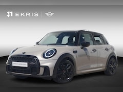 MINI 5-Deurs - Cooper John Cooper Works Uitvoering | Harman Kardon | Panoramadak | Driving Assistant | Ac