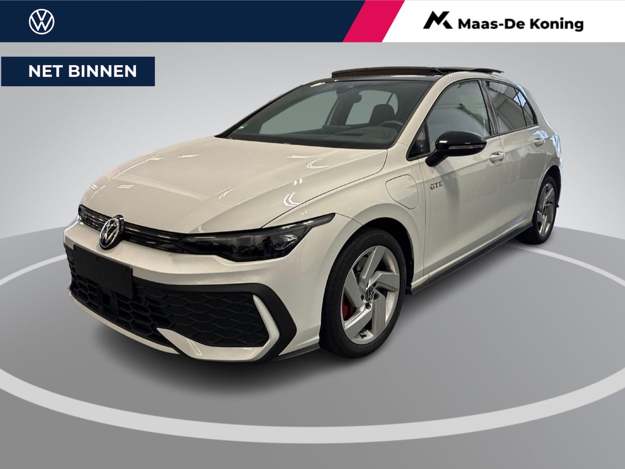 Volkswagen Golf - 1.5 eHybrid 272pk DSG GTE · Panoramadak · Camera · Head-Up Display · ACC · Matrix LED · Op - AutoWereld.nl