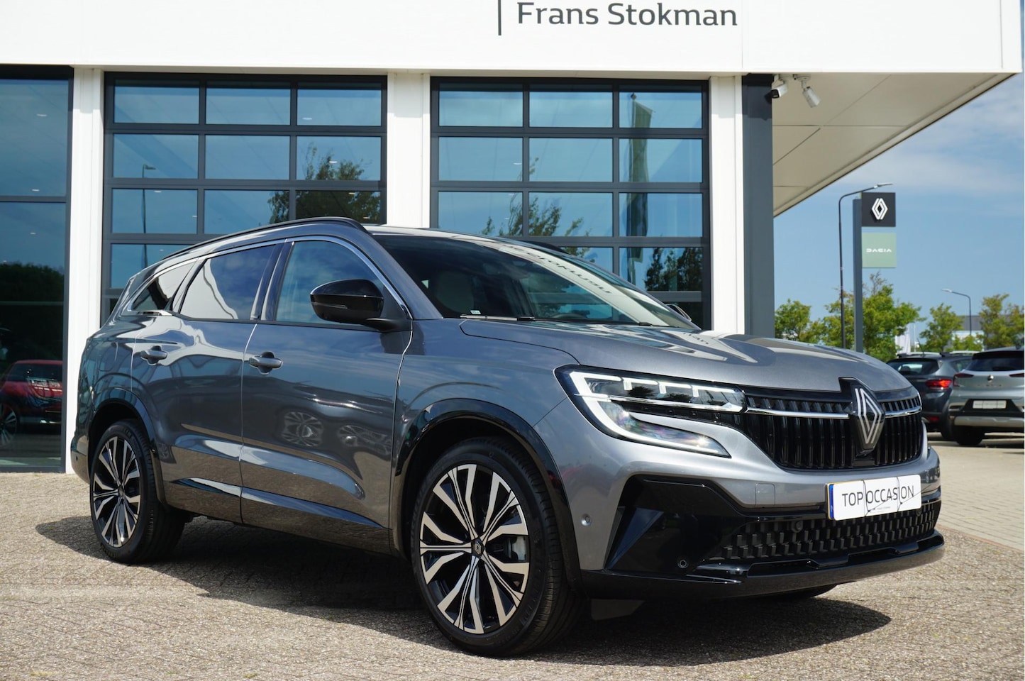 Renault Espace - E-Tech full hybrid 200 iconic 5p. E-Tech full hybrid 200 Iconic 5P, Advance pakket / pack bagage /pack Harman Kardon Matrix - AutoWereld.nl