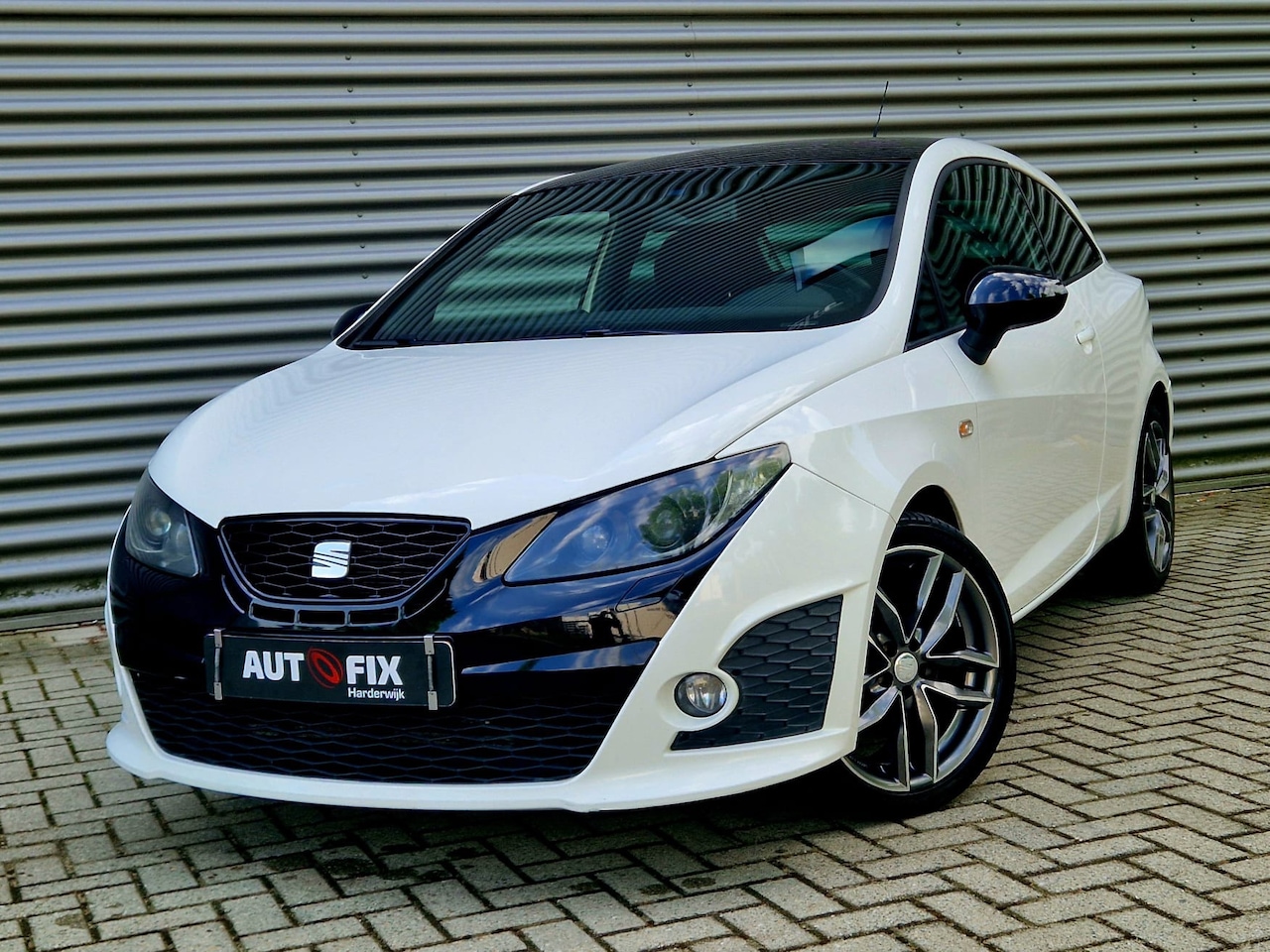 SEAT Ibiza SC - 1.4 TSI Cupra Bocanegra DSG / Stoelverw. - AutoWereld.nl