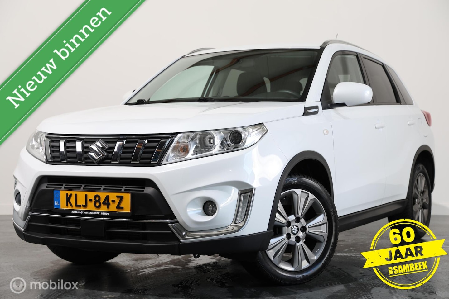 Suzuki Vitara - 1.0 Boosterjet Stijl - Stoelverwarming - Camera - Bluetooth - AutoWereld.nl