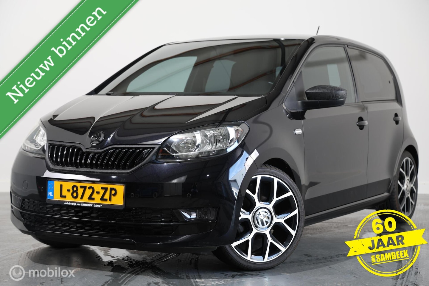 Skoda Citigo - 1.0 Tech Style - Carplay - Stoelverwarming - Camera - Subwoofer - Alcantara dakhemel - AutoWereld.nl
