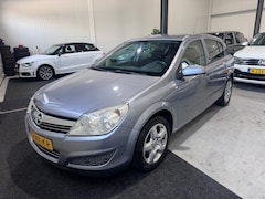 Opel Astra - 1.6 Business nieuwe apk 5 deurs airco