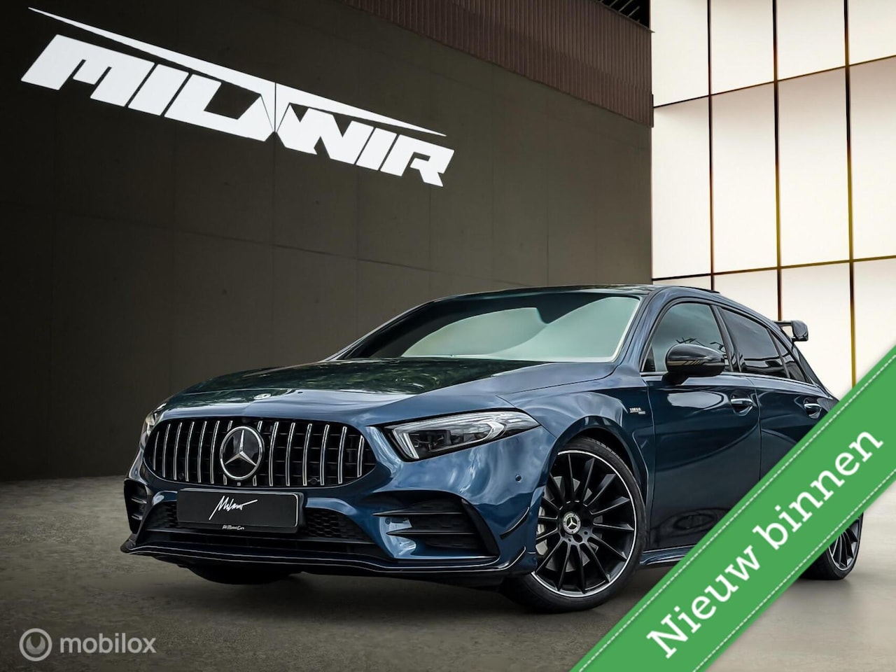 Mercedes-Benz A-klasse - AMG 35 4MATIC |Pano |Kuip |HUD |Burmester - AutoWereld.nl