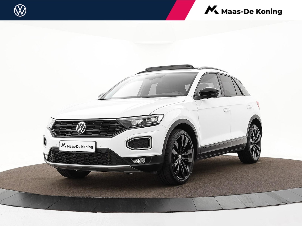 Volkswagen T-Roc - 1.5 TSI 150pk DSG Sport · Panoramadak · Dodehoeksensor · Stoelverwarming · 19"Velgen · ACC - AutoWereld.nl