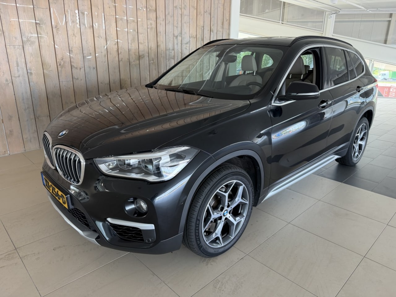 BMW X1 - sDrive20i Or.Ed. III - AutoWereld.nl