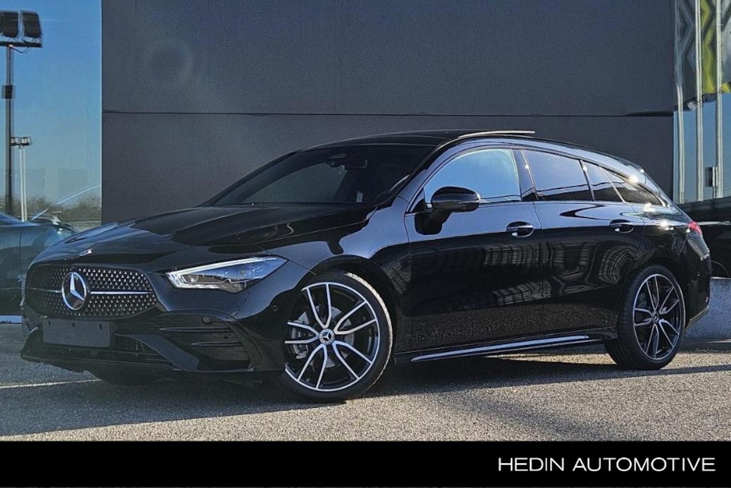 Mercedes-Benz CLA-klasse Shooting Brake - CLA 180 Business Solution AMG | Excellence Edition | AMG Line Plus Pakket - AutoWereld.nl