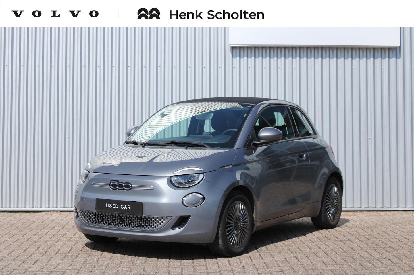 Fiat 500 C - RED 42 kWh | Cruise control | Apple Carplay | Android Auto | Achteruitrijcamera | DAB+ rad - AutoWereld.nl