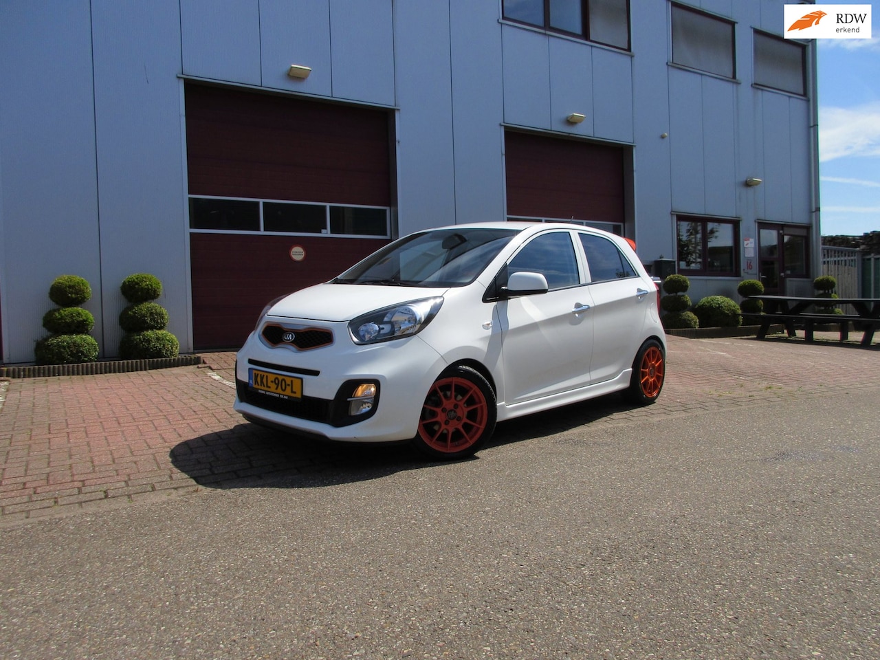 Kia Picanto - 1.0 CVVT ComfortLine Dream Team. 5 Drs, Airco, Garantie - AutoWereld.nl